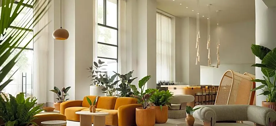 Sandbourne Santa Monica, Autograph Collection