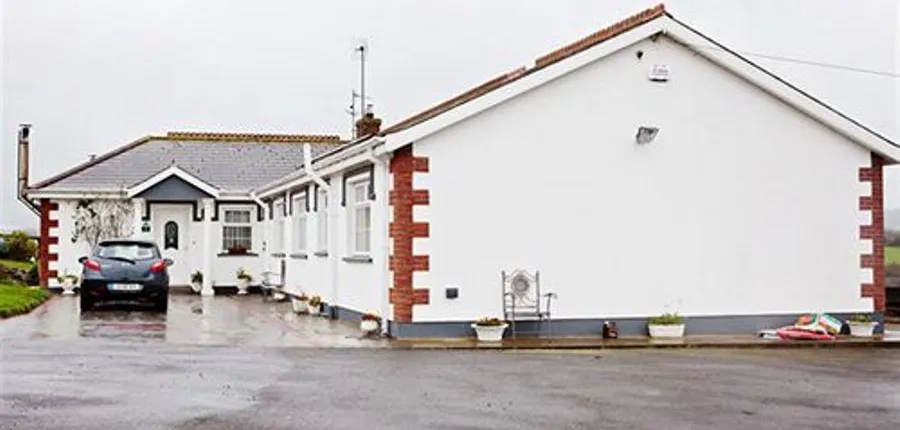Reades Farmhouse