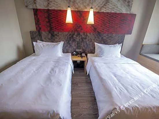 Ibis Hotel (Chengdu Hi-Tech Tianfu Software Park)