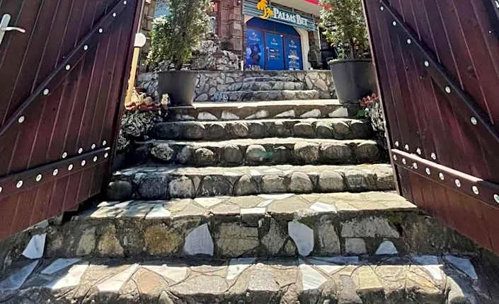 Meatsa Hotel