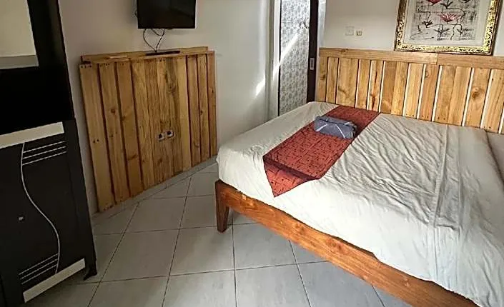 Sari Buana Bed and Breakfast