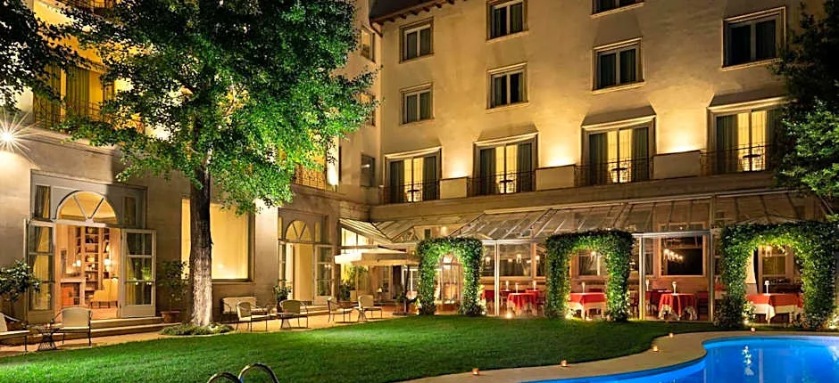 Sina Villa Medici, Autograph Collection by Marriott