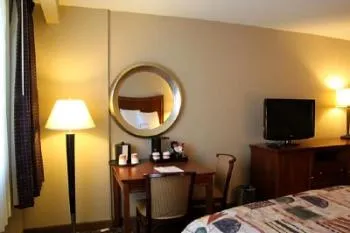 Ramada Ithaca Hotel & Conference Center