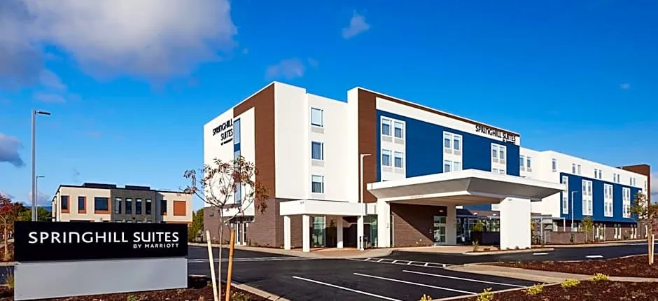 SpringHill Suites by Marriott Medford Airport
