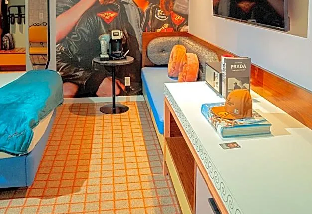 The Hollywood Franklin Hotel near Universal Studios