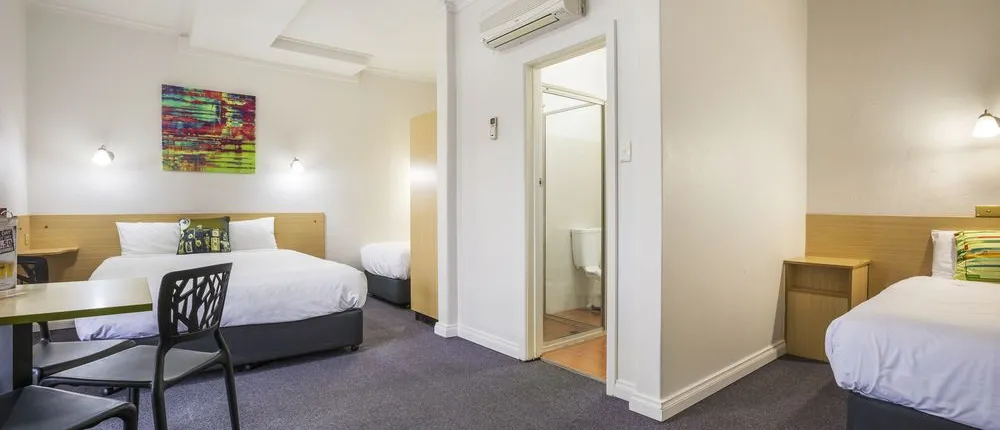 Boomerang Hotel