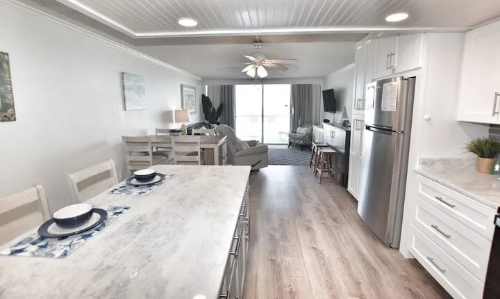 0206 Waters Edge Resort 1 Bedroom Condo by RedAwning