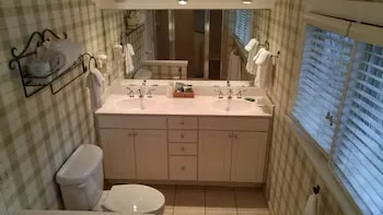 Pine Needles Lodge & Golf Club