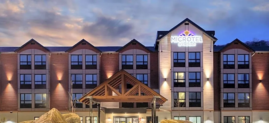 Microtel Inn & Suites by Wyndham Mont Tremblant