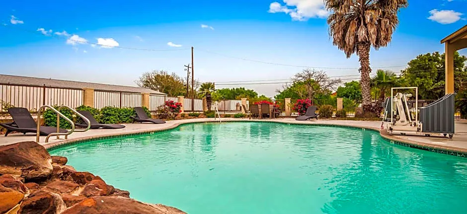 SureStay Hotel by Best Western Floresville