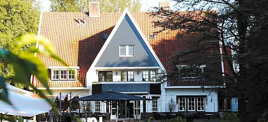 Hotel De Barones