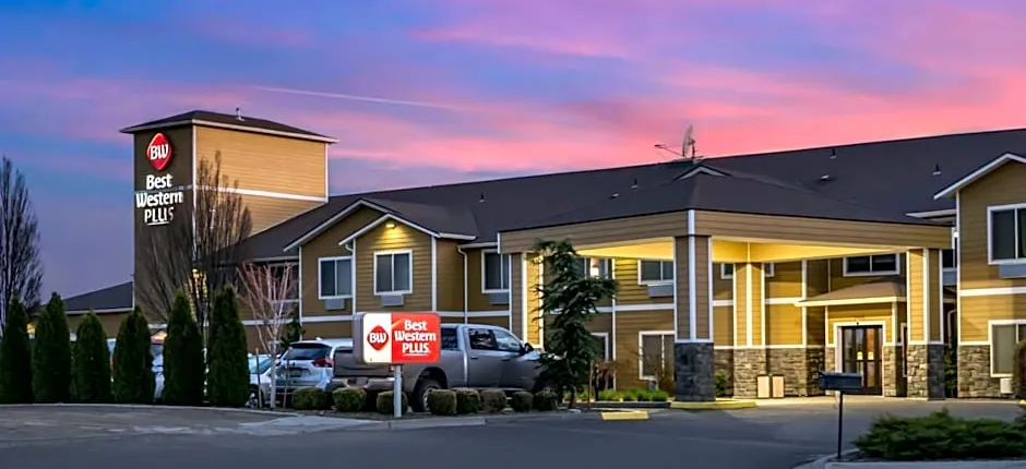 Best Western Plus Grapevine Inn