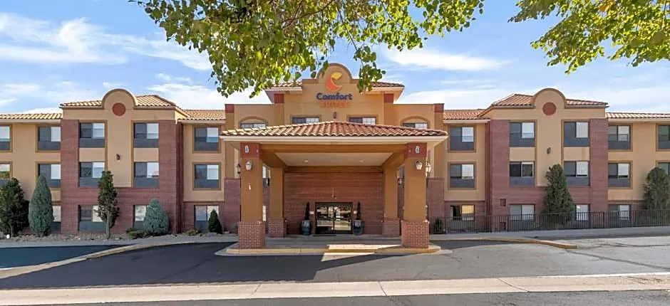 Comfort Suites Lakewood - Denver