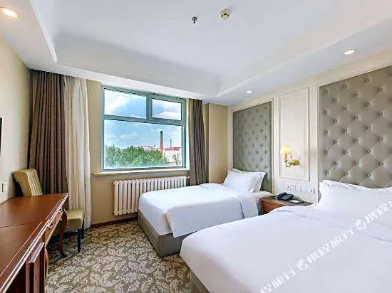 Chonpines Hotel (Qiqihar Railway Station Branch)