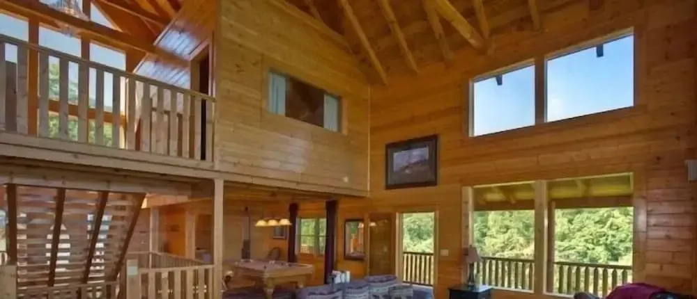 Coppertop - Four Bedroom Cabin