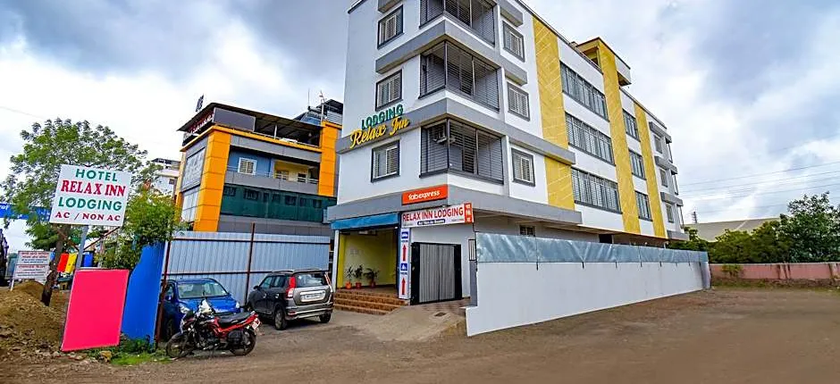 FabExpress Relax Inn II