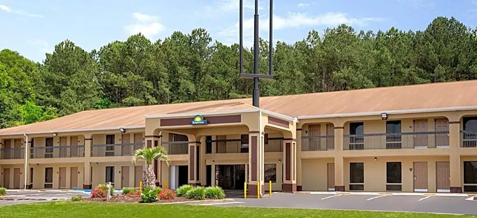Days Inn by Wyndham Covington