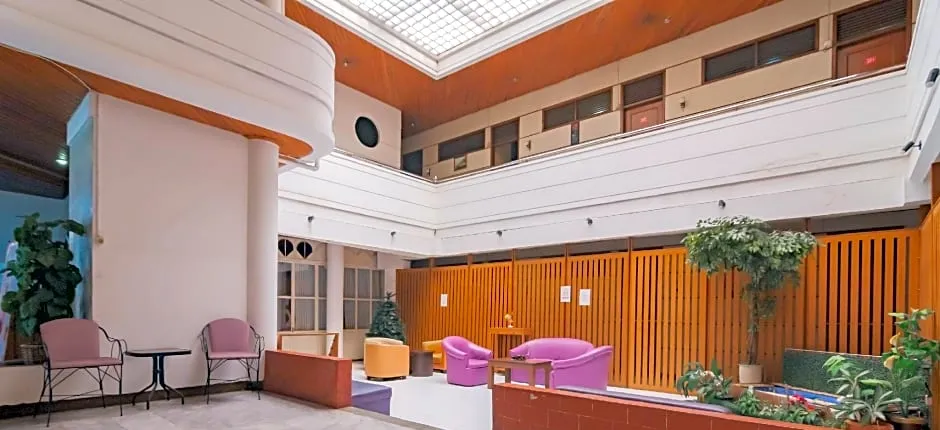 RedDoorz Plus @ Sukamulya Pasteur 2