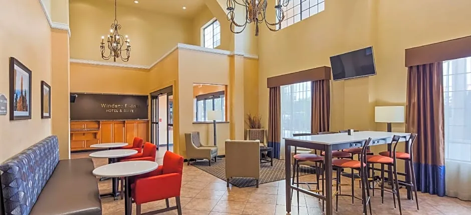 Best Western Windsor Pointe Hotel & Suites-Frost Bank Center