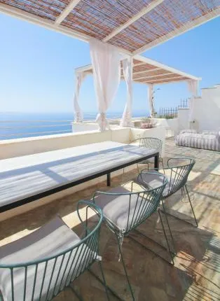 Spectacular View Maisonette in Ysternia