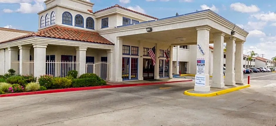 Motel 6 Hemet