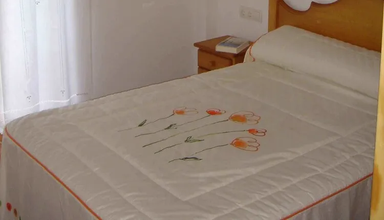 Apartamentos La Muela Chulilla