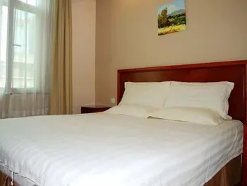 GreenTree Inn Chengdu People's Park Hotel