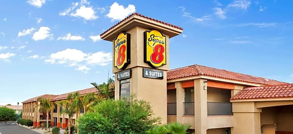 Super 8 by Wyndham Indio