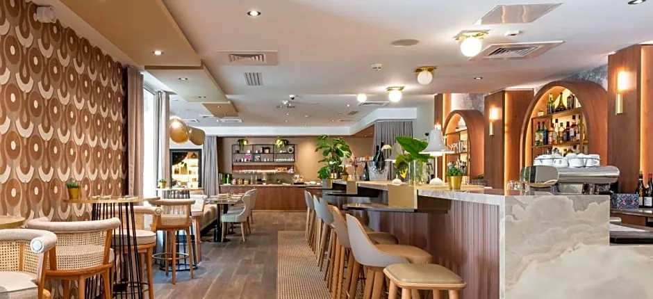 Hotel Mercure Paris Ouest Saint-Germain