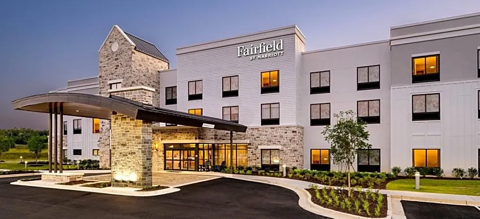 Fairfield Inn & Suites by Marriott Rome