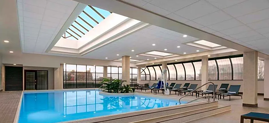 DoubleTree by Hilton Canton Downtown, OH