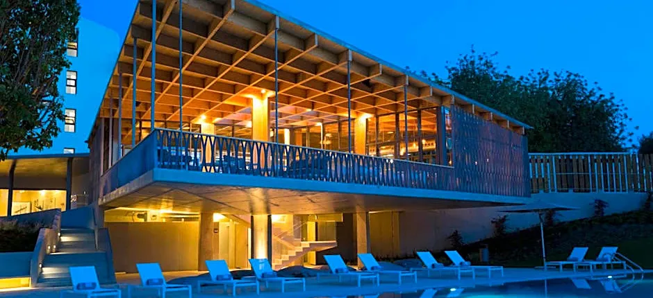 OZADI Tavira Hotel