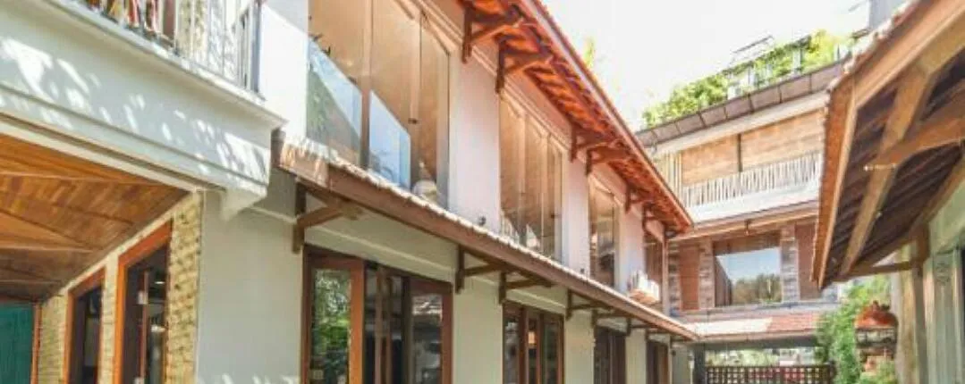 D'Fresh Guest House and Resto