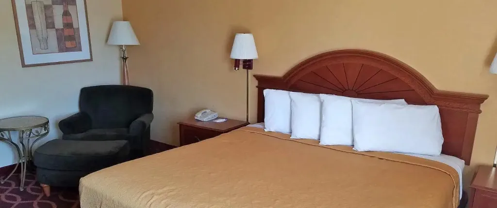 Americas Best Value Inn Evansville