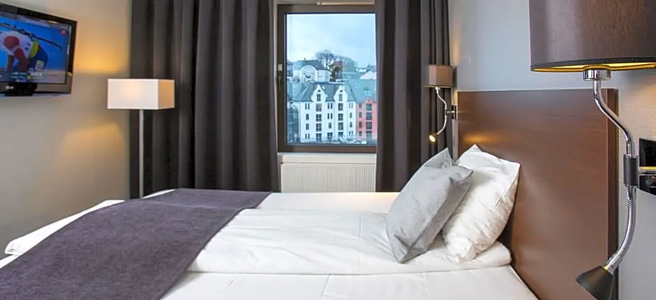 First Hotel Atlantica