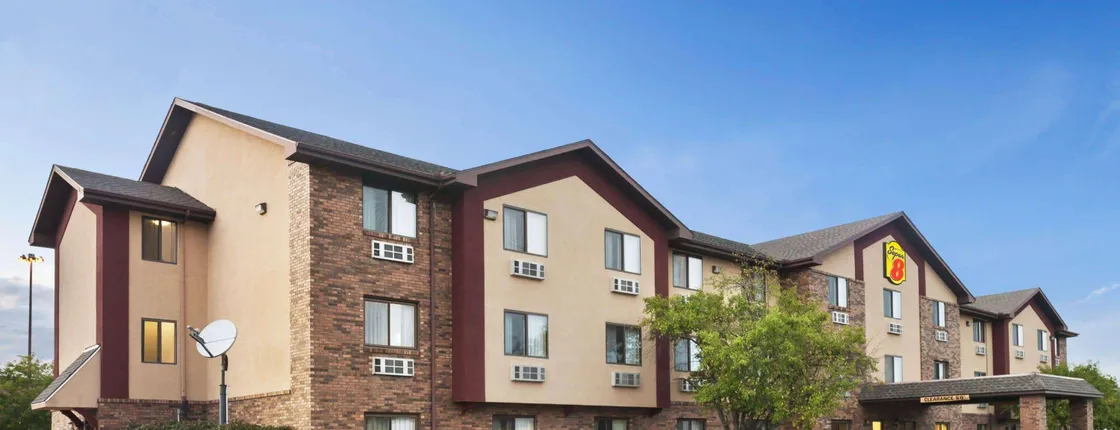 Super 8 by Wyndham Peoria