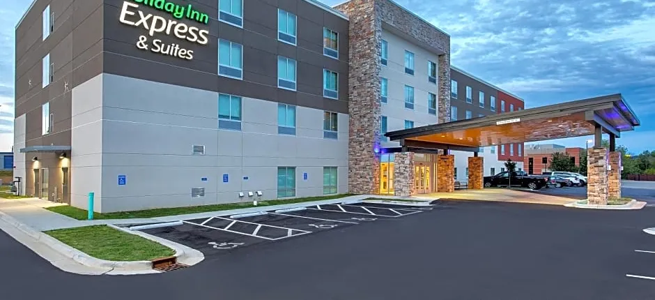 Holiday Inn Express And Suites La Grange By IHG