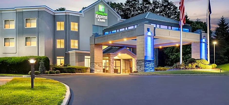 Holiday Inn Express & Suites Hawthorne - Elmsford North by IHG