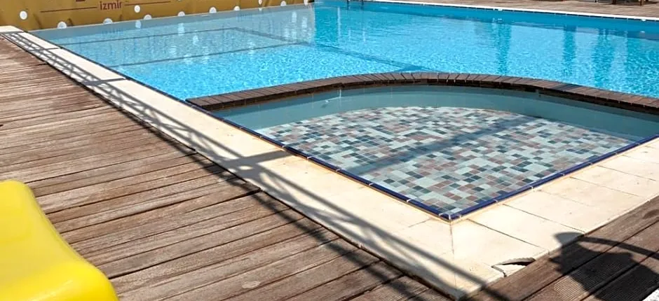 Volley Hotel Izmir