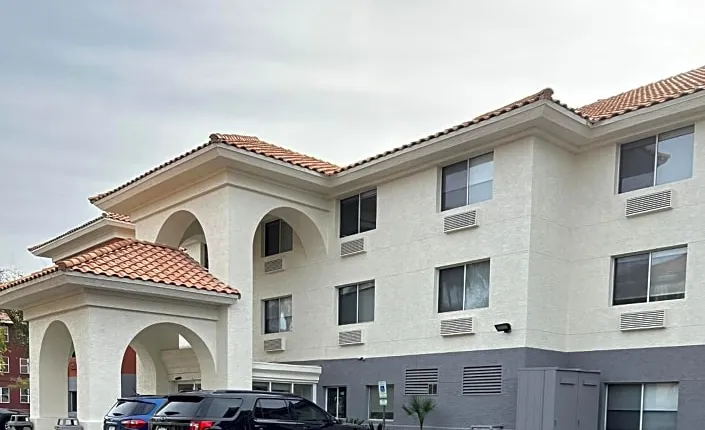 Holiday Inn Express & Suites Phoenix - Mesa West By IHG