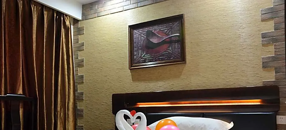 East Sacred Hotel-Very near Beijing Tiananmen Square，the Forbidden City，Wangfujing Subway Station