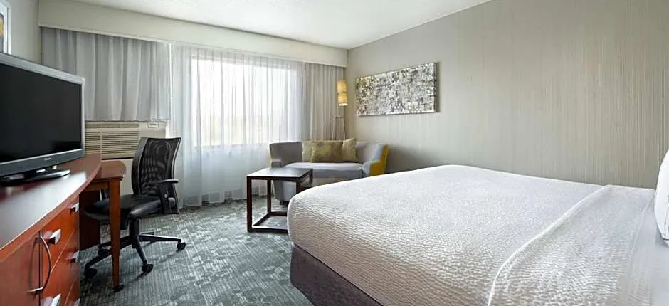 Courtyard by Marriott Mishawaka-University Area