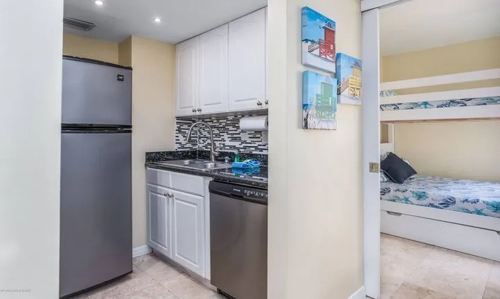 Bay Oaks a Ground Floor