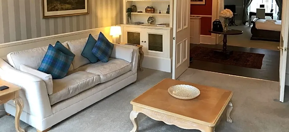 Escape To Edinburgh @ Albyn Place