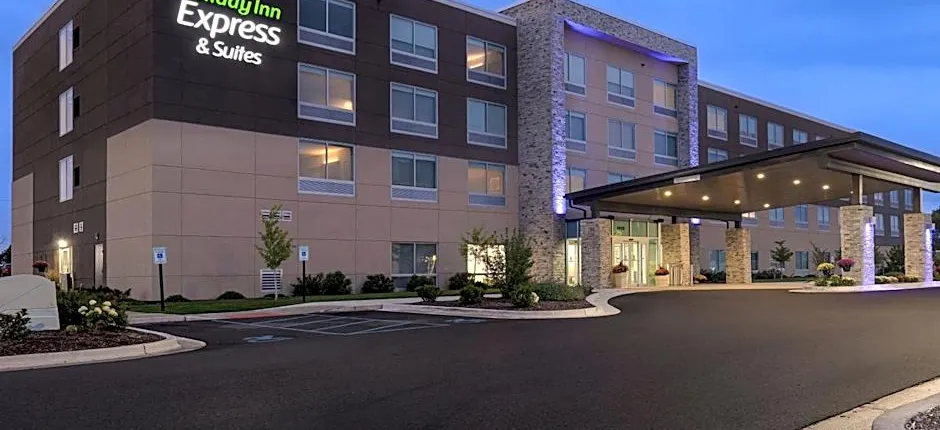Holiday Inn Express And Suites Brighton By IHG