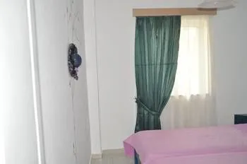 Parianna Apartments
