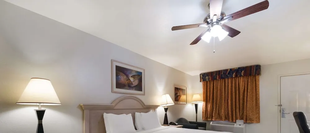 SureStay Hotel by Best Western Falfurrias