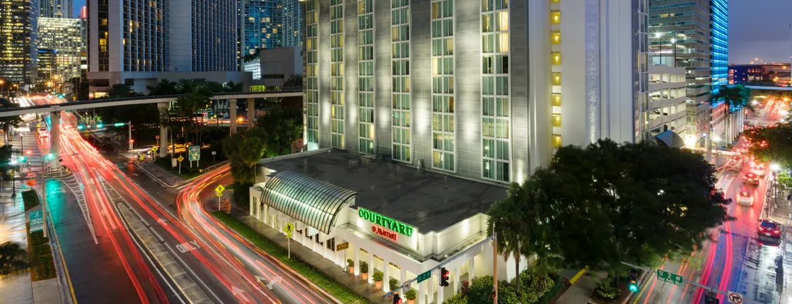 Courtyard By Marriott Miami Downtown