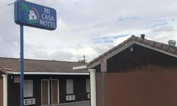 Mi Casa Motel