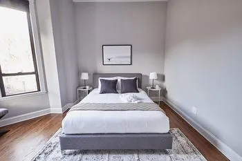 Chic 3BR in Old Town by Sonder